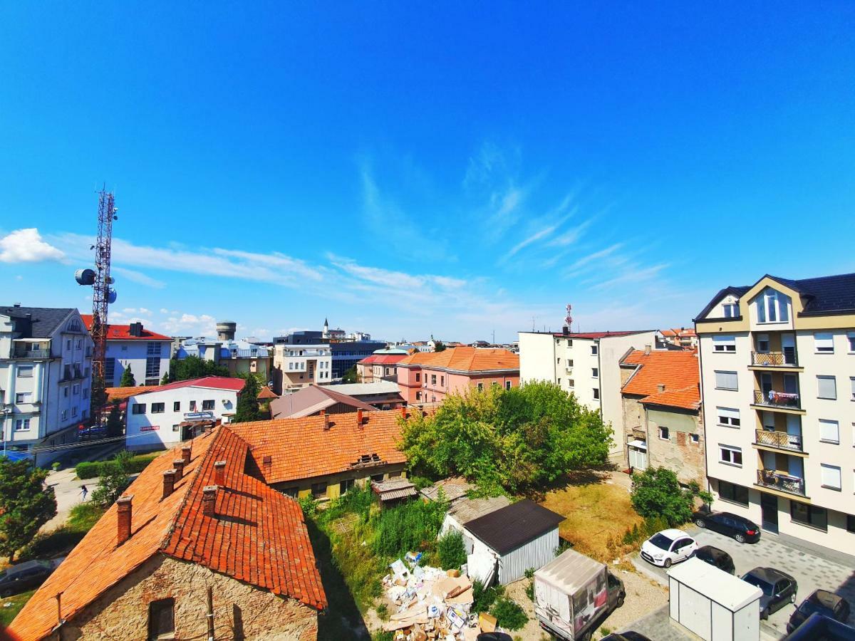 Apartman 44 Bijeljina Buitenkant foto
