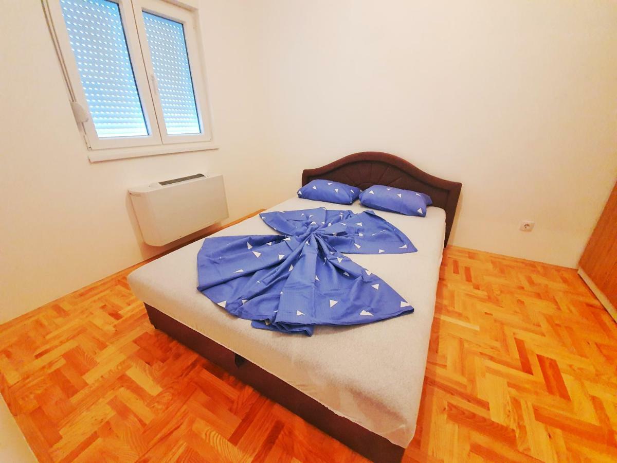 Apartman 44 Bijeljina Buitenkant foto